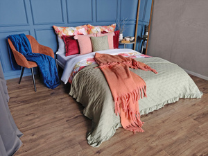 Quilted Bedspread 170 x 210 with Ruffle Vanesa Light Green