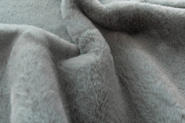 Rug 40 x 60 Soft Plush Fur Rabbit 111