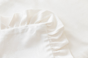 Table Runner 40 x 160 Decorative with Ruffles Ligia 01