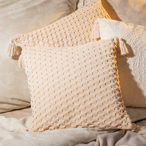 Poszewka 45 x 45 Dekoracyjna Seville 4A Beż