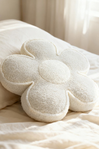 Poduszka 50 x 15 Dekoracyjna Kwiatek Boucle Beż