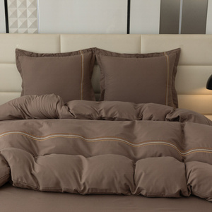 Pościel 200 x 220 3cz Gładka Z Haftem Lumera 03