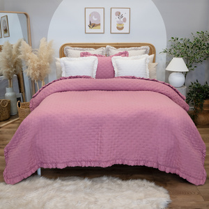 Narzuta 220 x 240 Pikowana Z Falbaną Celia 06