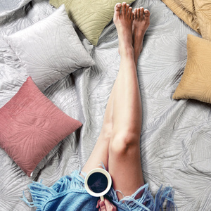 40 x 40 Quilted Velvet Luiz4 Brick Pillowcase