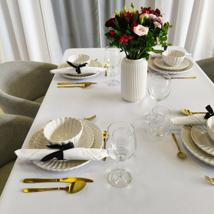 Obrus 150 x 350 Plamoodporny z Mereżką Hanah 001