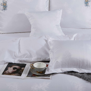 Bedding 160 x 200 5 pcs Satin Embroidered AT010