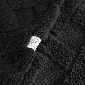 70 x 160 Plush Blanket Herringbone Caro Black