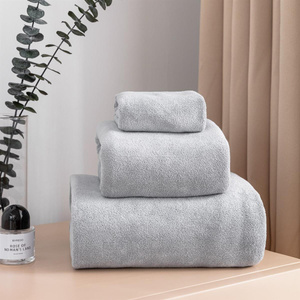 Towel 70 x 140 Microfiber Active 380g/m2 Gray