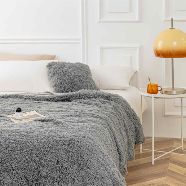 Koc 70 x 150 Włochacz Futrzany Yeti Szary