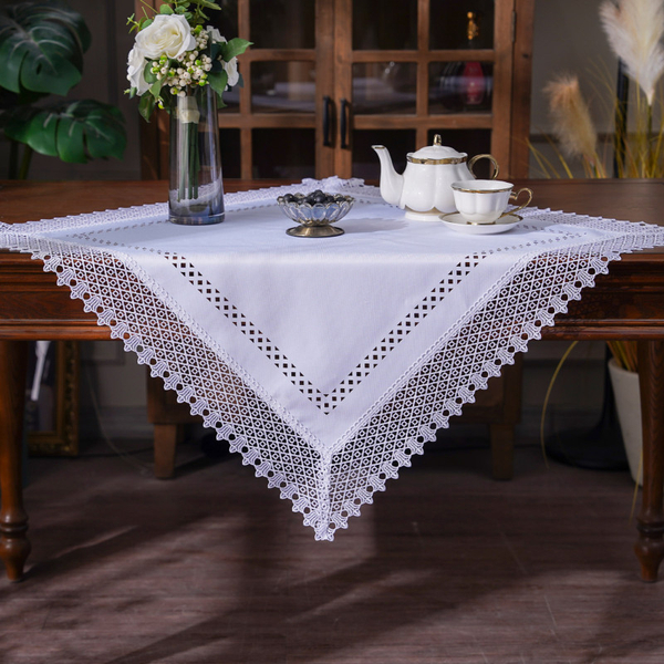 Tablecloth 85 x 85 Gipiura pattern 430 White