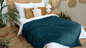 Blanket 200 x 220 Microfiber Embossed Plush Ala Circle 3D 01