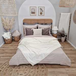 Koc 160 x 200 Akrylowy Jednolity Ciepły Yasemin 08