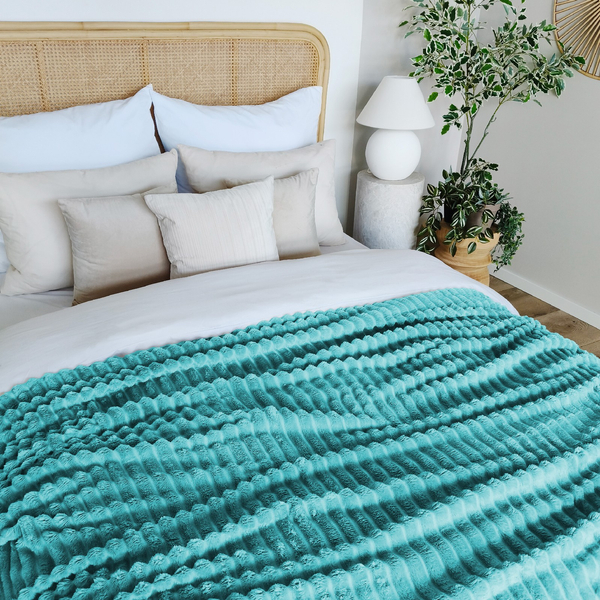 Koc 200 x 220 Mikrofibra Tłoczona Pasy Nuvio 13