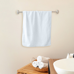 Tango towel 70 x 140 400 g/m2 01 White