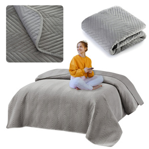 Bedspread 220 x 240 Embossed Velour Marieta 01