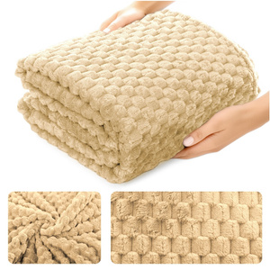Blanket 200 x 220 Microfiber Embossed Plush Ala 3D Slices 04