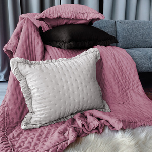 Poszewka 50 x 60 Pikowana Z Falbaną Celia 06