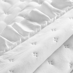 Narzuta 170 x 210 Pikowana Dekoracyjna Libi3 Biała