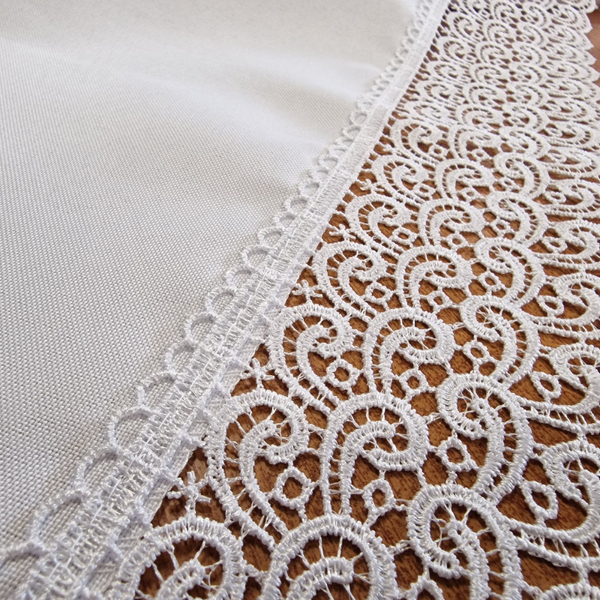 Tablecloth 140 x 180 Gipiura pattern 001 White