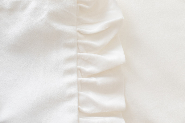 Bieżnik 40 x 180 Dekoracyjny z Falbankami Ligia 01