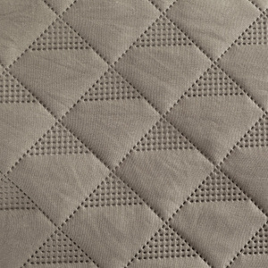 Quilted Bedspread 170 x 210 with Ruffle Vanesa C.Beige