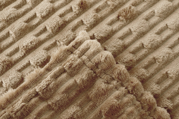 Koc 160 x 200 Mikrofibra Tłoczona Ivana 07