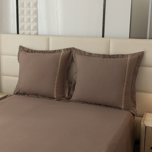 Pościel 200 x 220 3cz Gładka Z Haftem Lumera 03