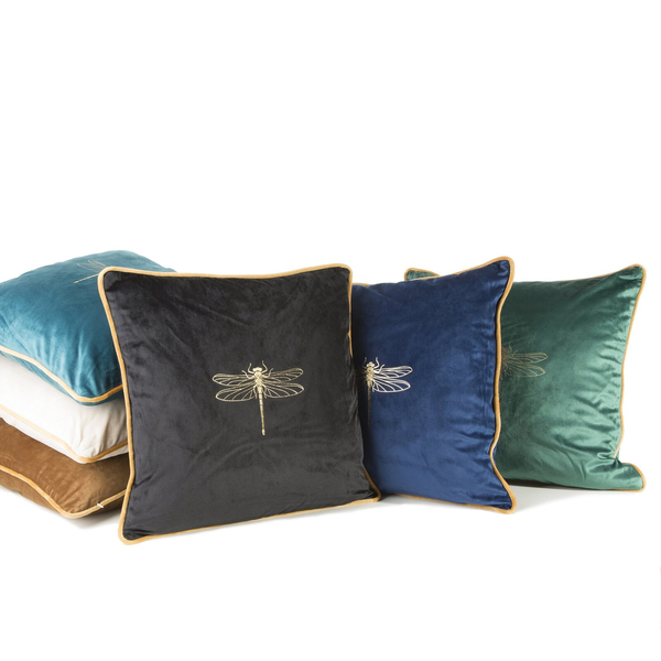 Lori C. Decorative 45 x 45 pillowcase. Zie + Zl