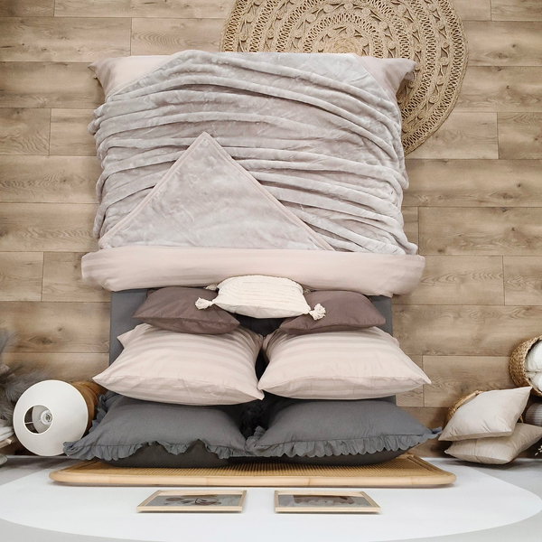 Koc 160 x 200 Akrylowy Jednolity Ciepły Yasemin 07