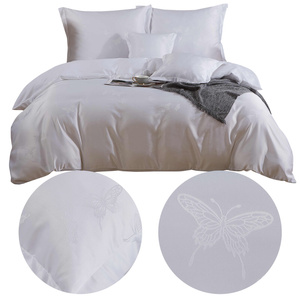 Bedding 220 x 200 5 pcs Satin Embroidered AT017