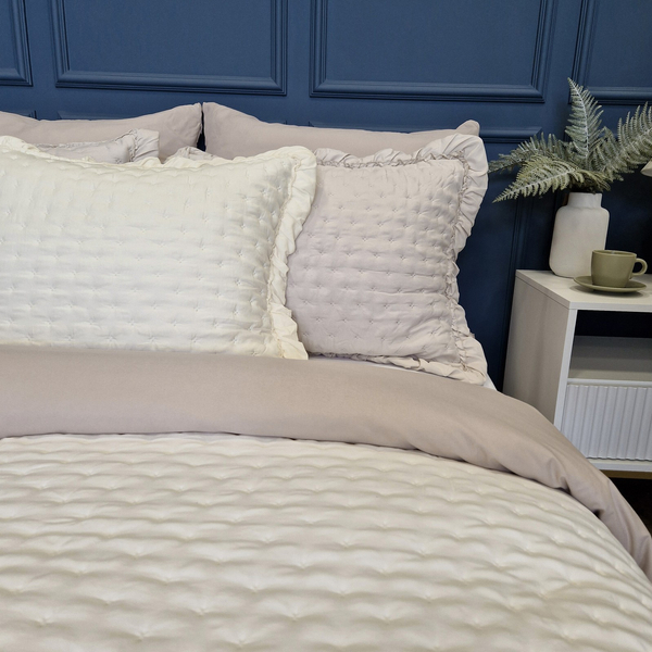 Poszewka 50 x 60 Pikowana Z Falbaną Celia 04