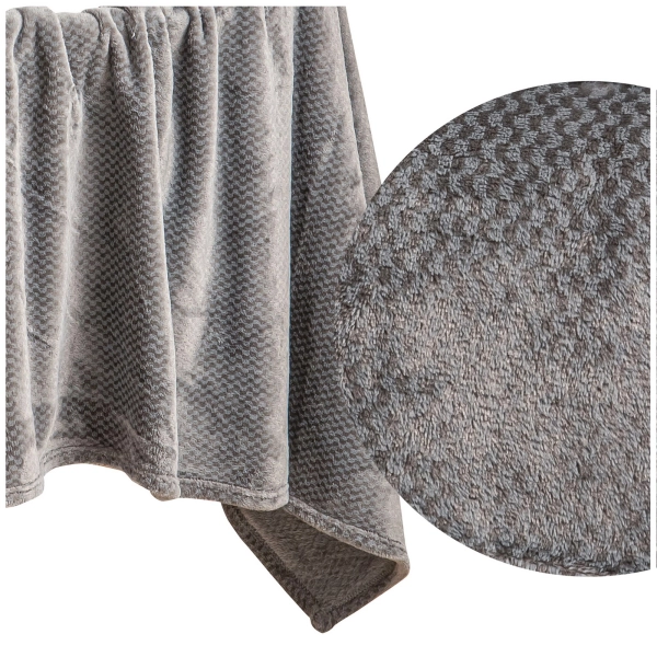 70 x 150 Plush Microfiber Willy Graphite Blanket