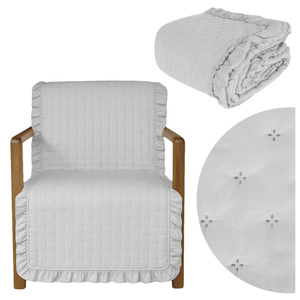 Narzuta 70 x 160 Pikowana Z Falbaną Celia 05