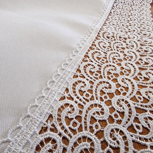 Tablecloth 140 x 180 Gipiura pattern 001 White