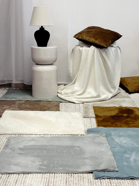 Rug 40 x 60 Soft Plush Fur Rabbit 116