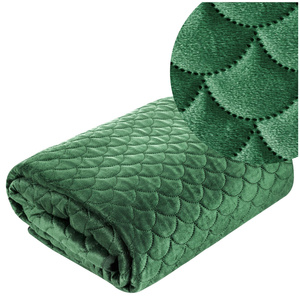 Bedspread 230 x 260 Decorative quilted pattern Ariel C. Zie1