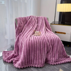 Koc 200 x 220 Mikrofibra Pluszowy Pasy Shirley 03