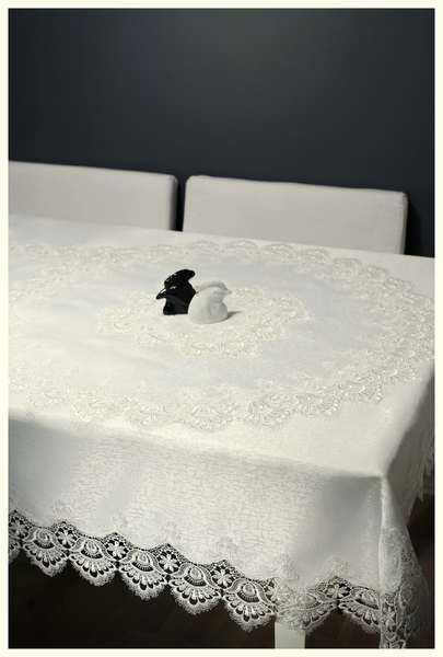 Obrus Okrągły Gipiura 088_Kremowy fi 85