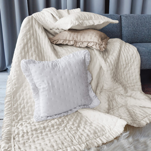 Poszewka 45 x 45 Pikowana Z Falbaną Celia 01