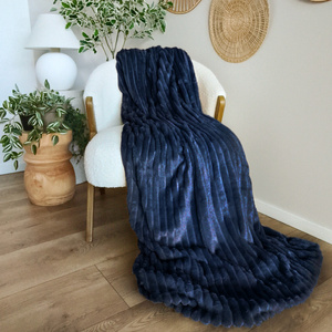 Koc 160 x 200  Mikrofibra Tłoczona Pasy Nuvio 09