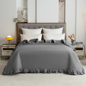 Quilted Bedspread 170 x 210 with Ruffle Rosella 01