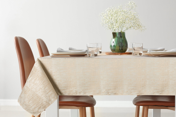 85 x 85 Decorative Jacquard Tablecloth Alina Beige