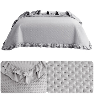 Quilted Bedspread 170 x 210 with Ruffle Rosella 03