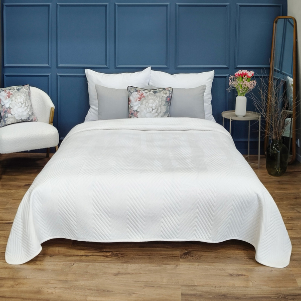 70 x 160 Houndstooth Velvet Bedspread Caden 07