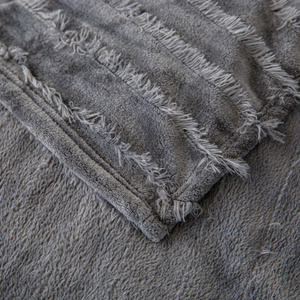 Blanket 200 x 220 Microfiber Embossed Yolanda 02