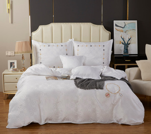 Bedding 160 x 200 5 pcs Satin Embroidered AT012