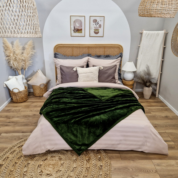 Koc 200 x 220 Akrylowy Jednolity Ciepły Yasemin 10