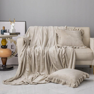 Blanket 150 x 200 Microfiber Frill Ruffly Beige