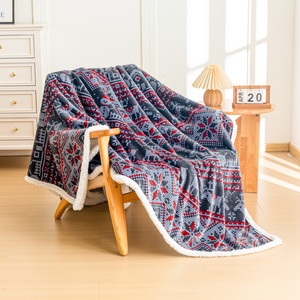 Koc 200 x 220 Mikrofibra Świąteczna Hayat 102