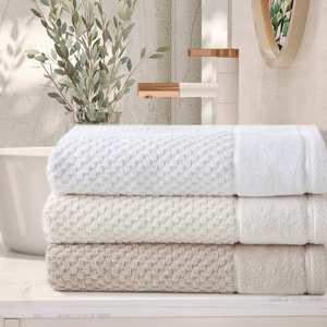 50 x 90 Bath Towel Cotton Frida 06 Black